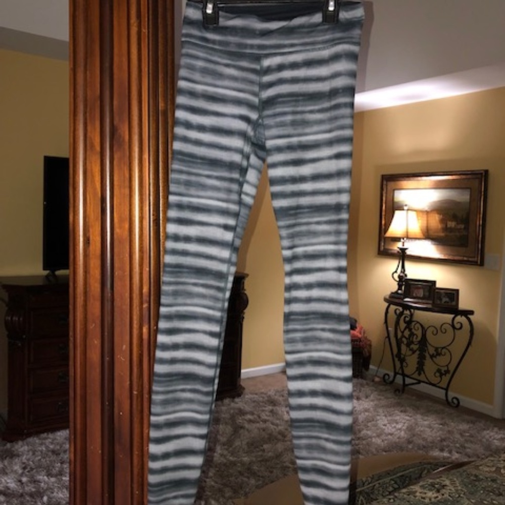 Under Armour Leggings - Good condition - Picture 2 of 3